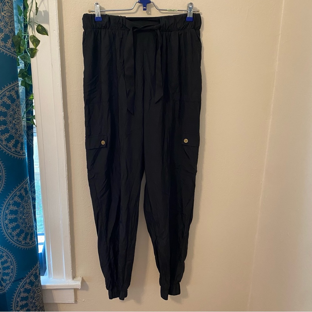 VICTORIA'S SECRET VICTORIA SPORT SHIMMERY TAFFETA CARGO JOGGER